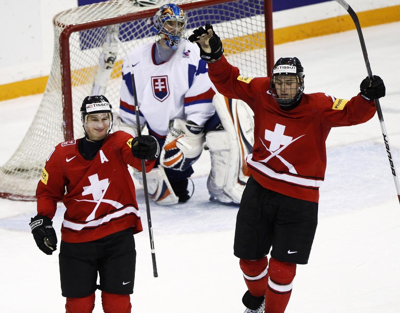 Les maillots de l'équipe de Suisse de hockey sur glace en 2009 (photo d'archives). [KEYSTONE - NATHAN DENETTE]