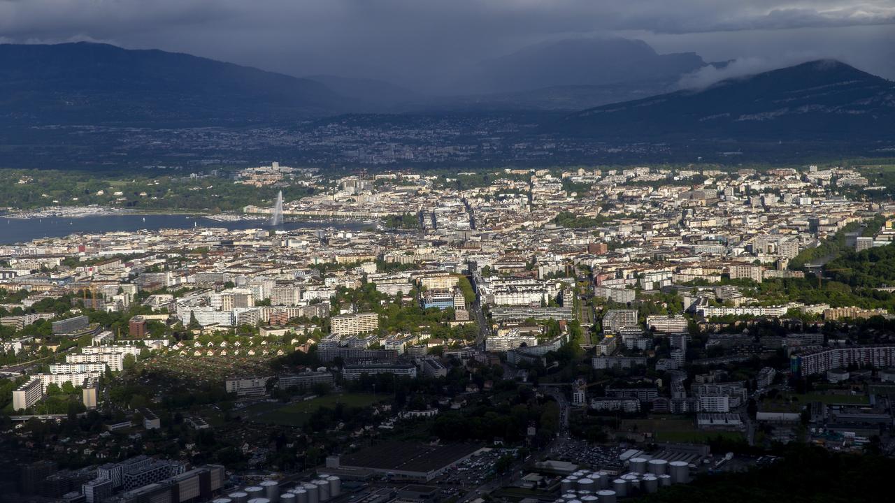 La justice enquête sur des incendies criminels touchant des consulats à Genève. [Keystone - Salvatore Di Nolfi]