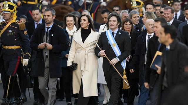 Le gouvernement argentin est sommé de distribuer des denrées alimentaires aux plus démunis. [KEYSTONE - GUSTAVO GARELLO]