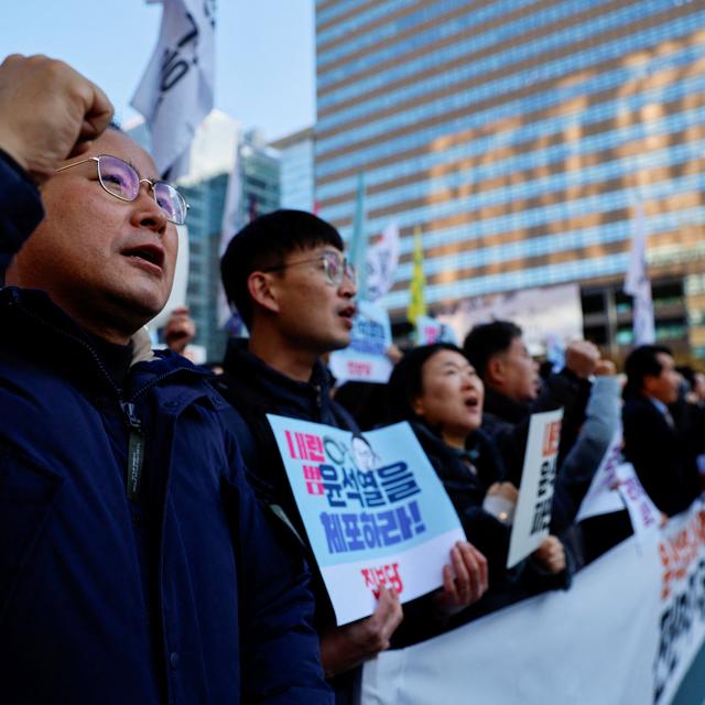 Le président sud-coréen poussé à la démission après son éphémère loi martiale. [Reuters - Kim Soo-hyeon]