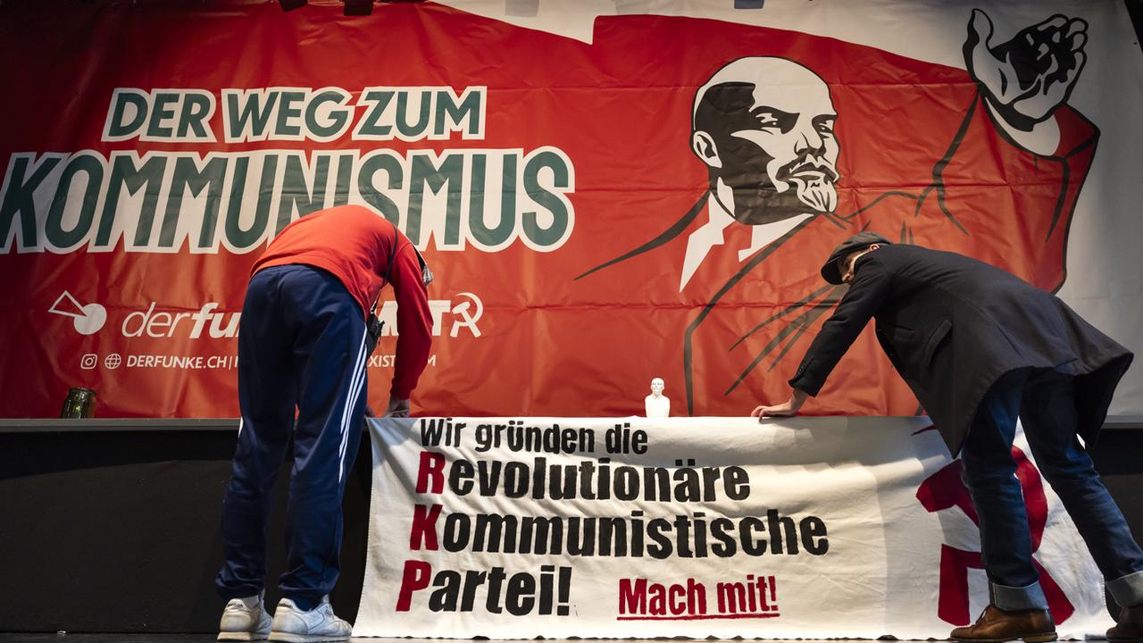 Lancement du Parti communiste révolutionnaire en Suisse. [Keystone - Peter Klaunzer]