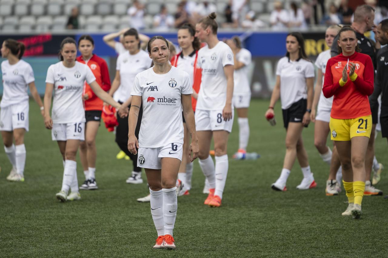 Zurich et Vanessa Bernauer (au centre) n'ont pas trouvé la clé contre Servette Chênois. [KEYSTONE - ALESSANDRO DELLA VALLE]