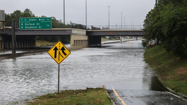 La tempête Béryl frappe le sud des Etats-Unis, où elle a fait cinq morts. [NurPhoto via AFP - REGINALD MATHALONE]