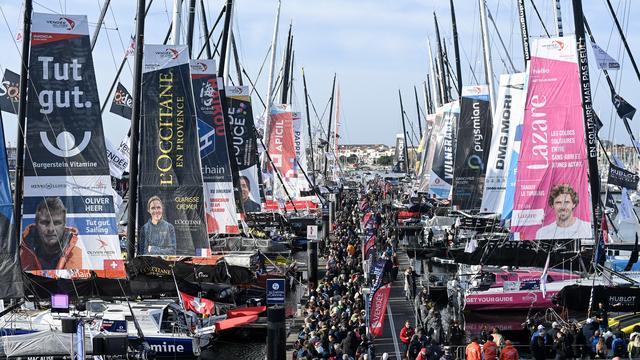 Quarante navigateurs et navigatrices - 6 femmes et 34 hommes - prendront le départ du Vendée Globe dimanche.