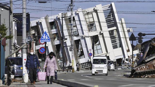 Le bilan du séisme qui a lourdement frappé le centre du Japon au Nouvel An passe à 62 morts.