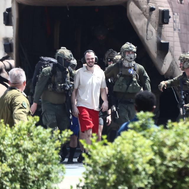 Libération de l'otage israélien Andrey Kozlov, le 8 juin 2024. [Keystone - EPA/Gidon Markowicz]