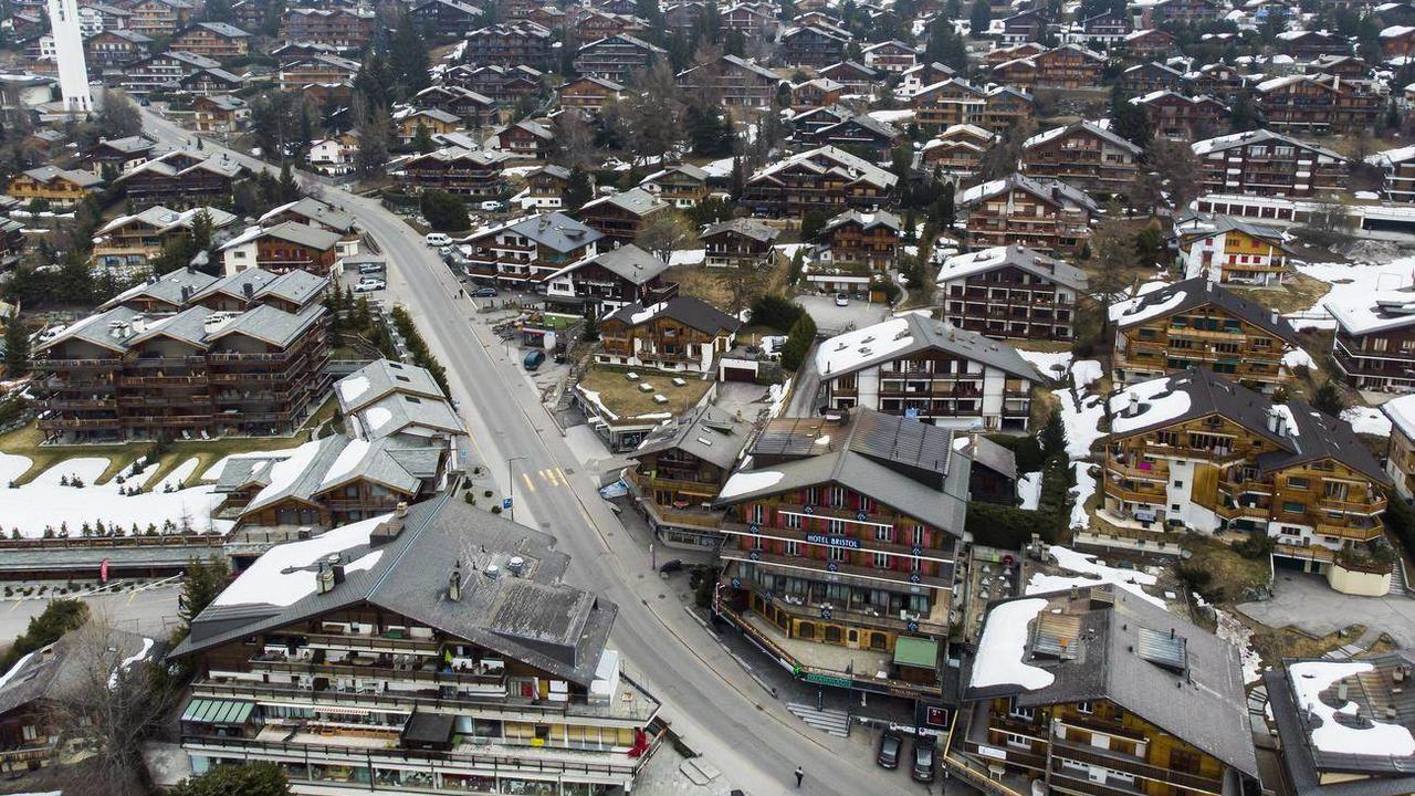 Le registre foncier valaisan a traité les derniers dossiers liés aux constructions illicites à Verbier. [Keystone - Laurent Darbellay]