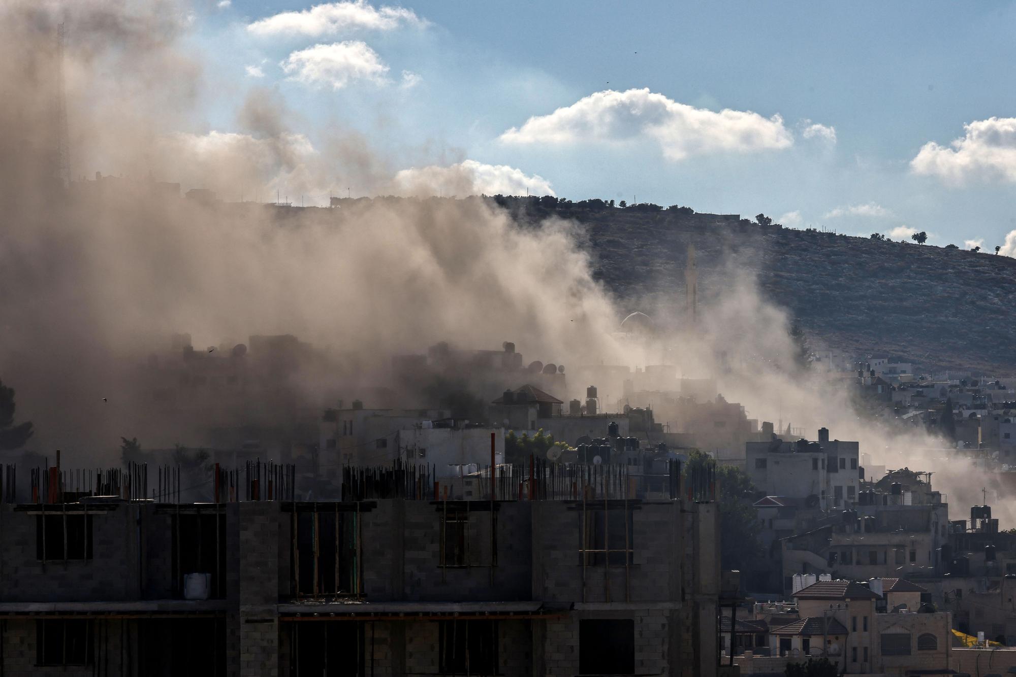 Au moins sept morts dans des frappes israéliennes sur le centre de la Syrie (image d'illustration). [AFP - ZAIN JAAFAR]