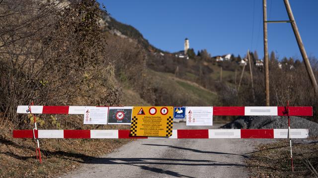 Le village de Brienz est désormais vide et interdit d'accès. [KEYSTONE - TIL BUERGY]