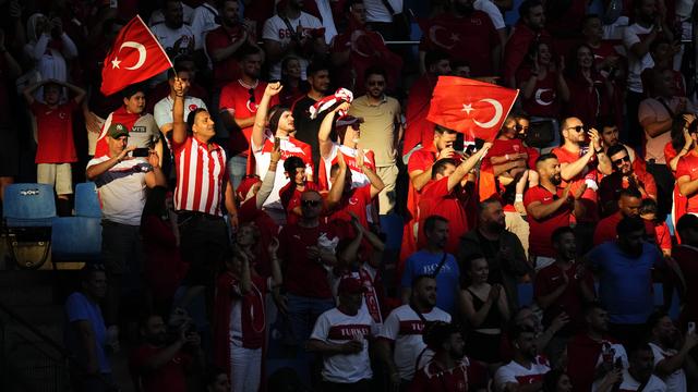 Les supporters de l'équipe nationale de football de Turquie à l'Euro (image d'illustration). [Keystone/AP Photo - Petr David Josek]