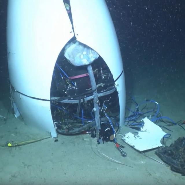 Image ROV du cône de queue du TITAN de la société OceanGate. [United States Coast Guard - Pelagic Research Services, June 2023]