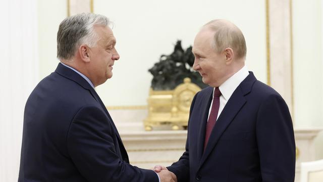 Viktor Orban a rencontré Vladimir Poutine le 5 juillet à Moscou. [KEYSTONE - VALERIY SHARIFULIN]