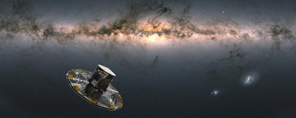 La mission Gaia a été envoyé dans l'espace le 19 décembre 2013. Depuis, elle observe la Voie lactée. [CC BY-SA 3.0 IGO. Acknowledgement: A. Moitinho. - Spacecraft: ESA/ATG medialab; Milky Way: ESA/Gaia/DPAC]