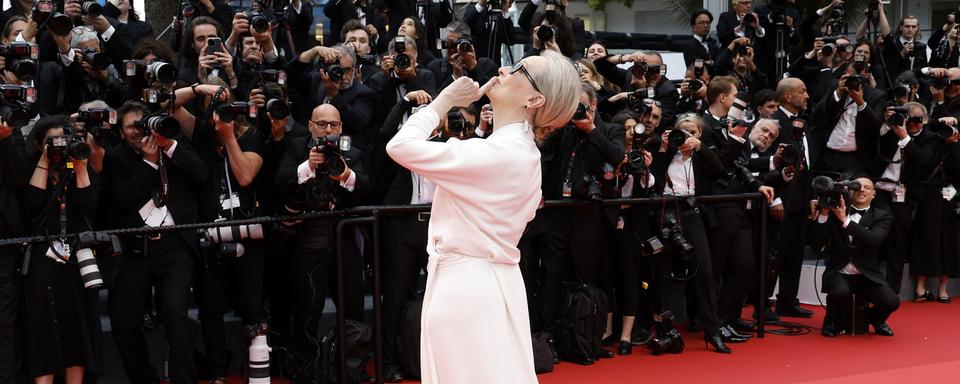 Légende d'Hollywood, Meryl Streep a reçu une Palme d'honneur lors de la cérémonie d'ouverture du Festival de Cannes 2024. [Keystone - Sébastien Nogier]