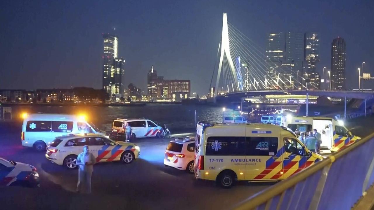 Un Suisse blessé dans l'attaque au couteau meurtrière à Rotterdam [Keystone - Media TV via AP]