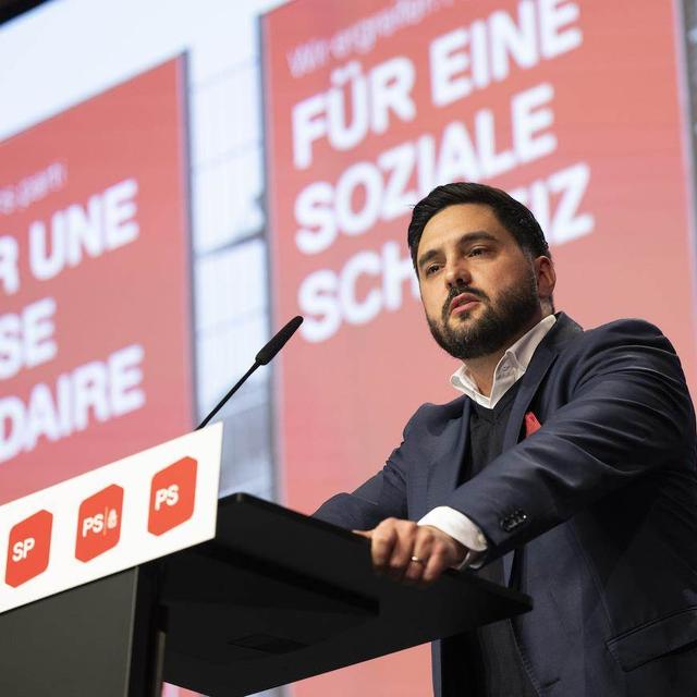 Le coprésident du PS Cédric Wermuth appelle à la solidarité avec les victimes au Proche-Orient. [Keystone]