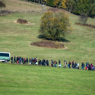 De plus en plus de pays européens renforcent leur position face à la migration (Image d'illustration). [EPA/KEYSTONE - Armin Weigel]