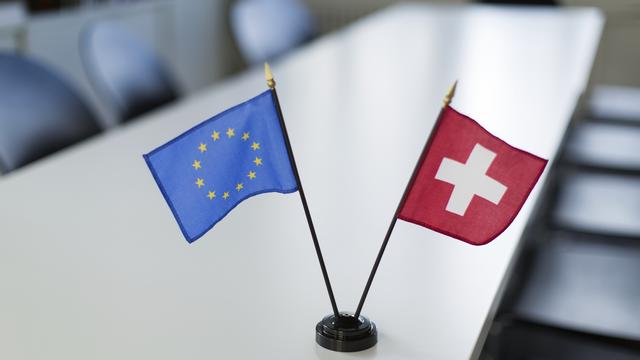 Relations Suisse-UE: une initiative veut empêcher "une adhésion passive". [Keystone - Gaetan Bally]