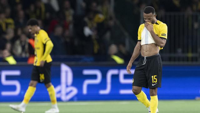 Elia et Young Boys n'ont rien pu faire contre Aston Villa. [KEYSTONE - PETER SCHNEIDER]