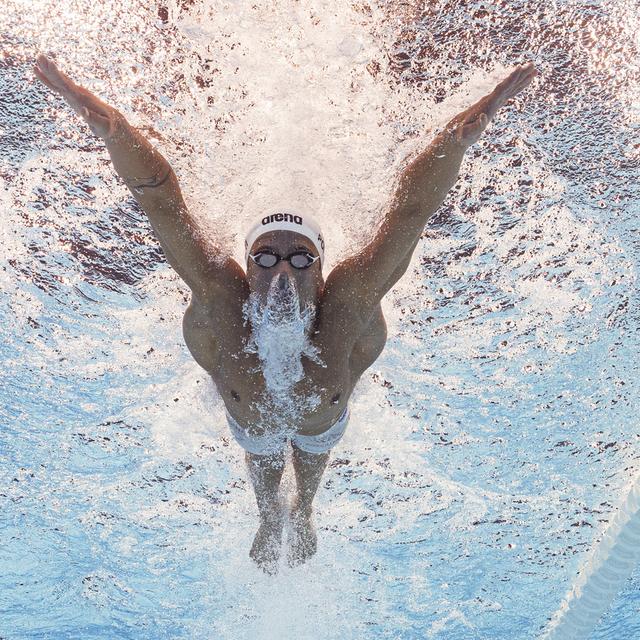 Le nageur suisse Noé Ponti s'est qualifié lors de la course en brasse papillon sur 200 mètres pour la finale à Paris. [Keystone - Patrick B. Kraemer]