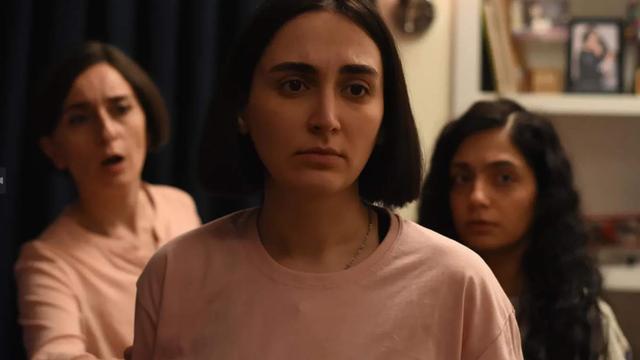 Soheila Golestani, Mahsa Rostami et Setareh Maleki dans "les Graines du figuier sauvage", de Mohammad Rasoulof. [RUN WAY PICTURES]