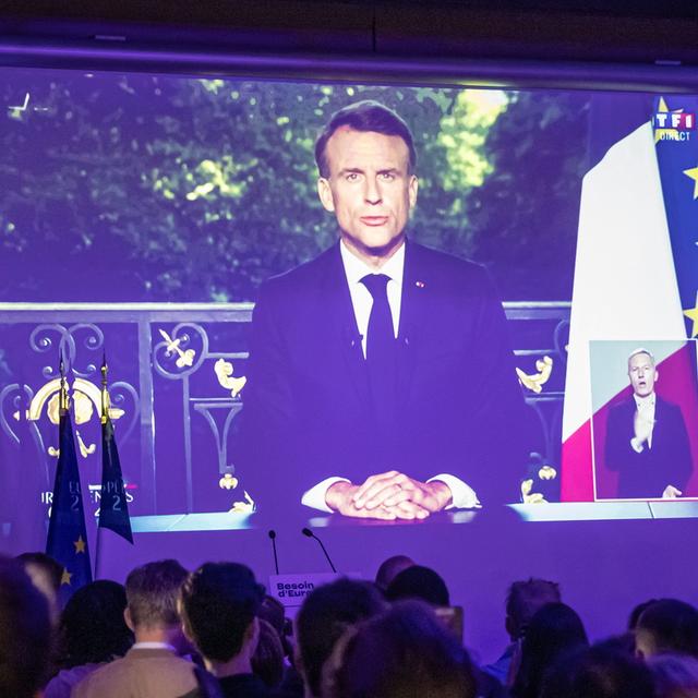 Emmanuel Macron lors de l'annonce des résultats des élections, le 9 juin 2024. [Keystone - Christophe Petit Tesson]