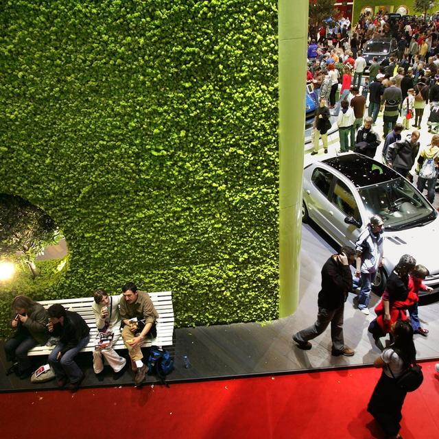 Le Salon de l'automobile de Genève cristallise les futurs enjeux de développement durable. [Keystone - Martial Trezzini]