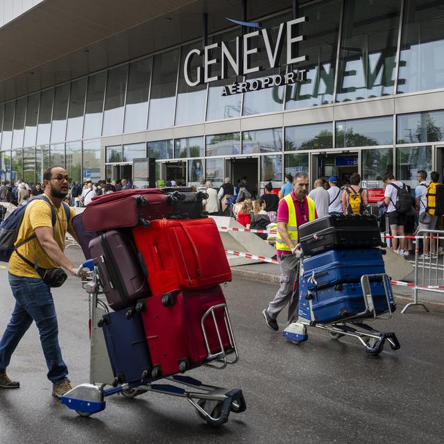 Le chiffre d'affaires de Genève aéroport progresse en 2023 (image d'illustration). [Keystone - Martial Trezzini]