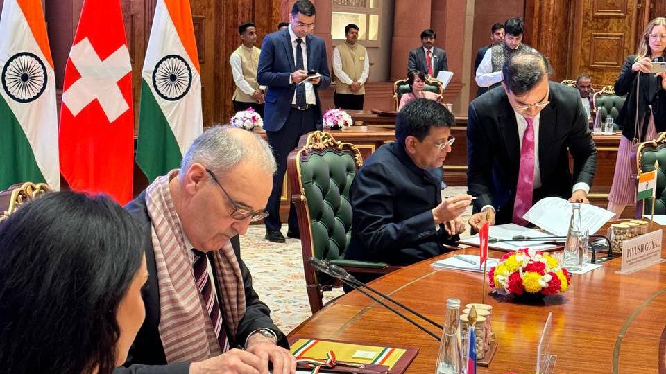 L'accord de libre-échange de l'AELE avec l'Inde est signé. [Twitter/Guy Parmelin]