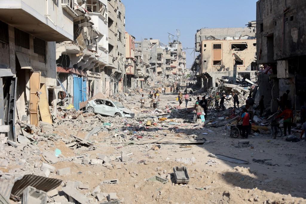 Vue des bâtiments détruits après le retrait de l'armée israélienne du quartier de Choujaïya, dans l'est de la ville de Gaza, le 10 juillet 2024. [AFP - OMAR AL-QATTAA]