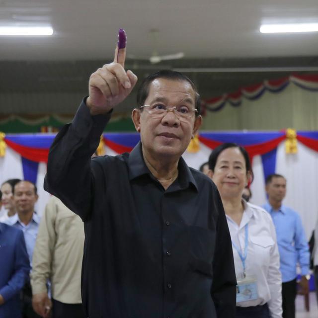 L'ex-Premier ministre cambodgien Hun Sen fait son retour en politique. [Keystone - EPA/Kith Serey]