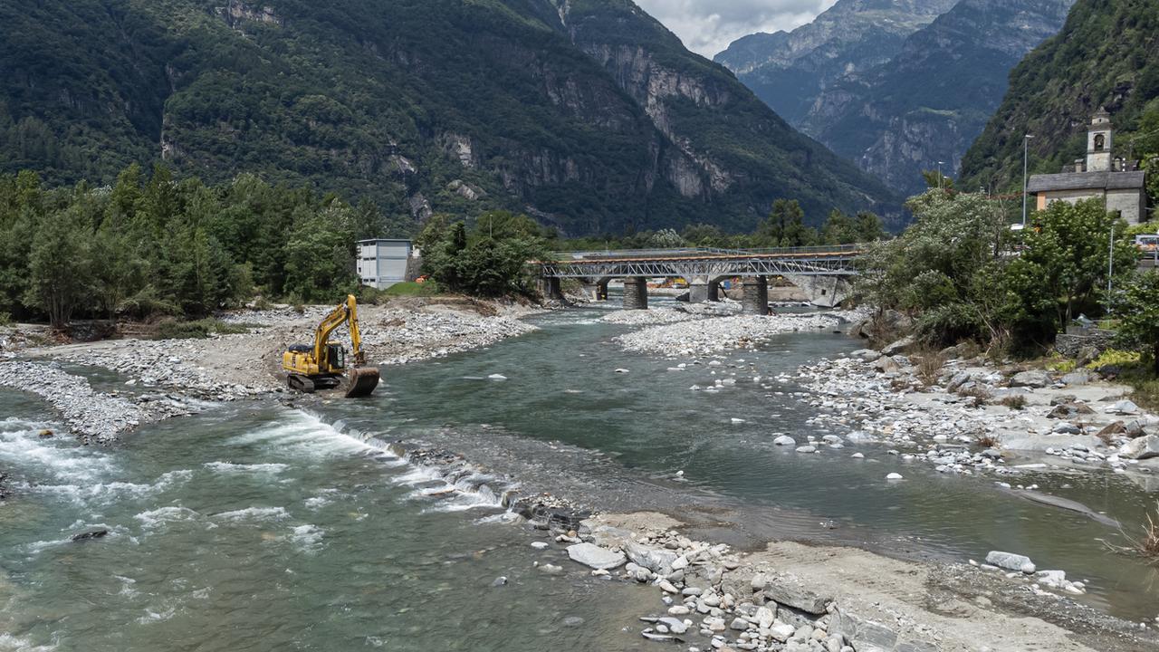 Le Tessin suspend la recherche des trois personnes disparues. [Keystone - Ti-Press/Elia Bianchi]