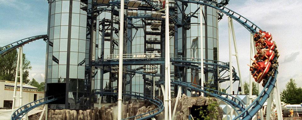 Dans le parc d'attraction allemand Europa-Park, une offre liturgique permet à 4 aumôniers d'y proposer des mariages, enterrements et des baptêmes pour protestants et catholiques. [Keystone - DR]