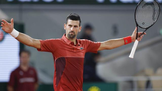 Novak Djokovic affronte Francisco Cerúndolo en huitièmes de finale. [AP Photo/Keystone - Jean-Francois Badias]