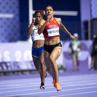 Mujinga Kambundji et Gabriela Anahi Suarez aux JO de Paris 2024. [Keystone - Anthony Anex]