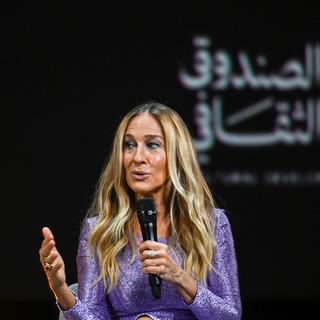 Sarah Jessica Parker lors d'une conférence au Red Sea Film Festival à Jeddah, en Arabie Saoudite, en décembre 2024. [Factstory for the Red Sea International Festival (RSFF) / AFP - Ammar ABD RABBO]