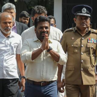 Le NPP, parti dirigé par le président Anura Kumara Dissanayake, recueille 63% des suffrages, selon des résultats partiels. [KEYSTONE - CHAMILA KARUNARATHNE]