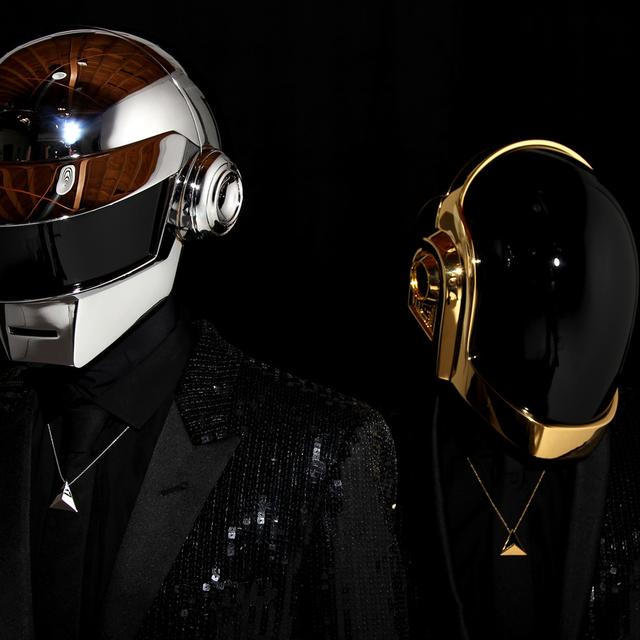 Le groupe français de musique électronique Daft Punk a été actif entre 1993 et 2021. [Keystone/AP - Matt Sayles/Invision]