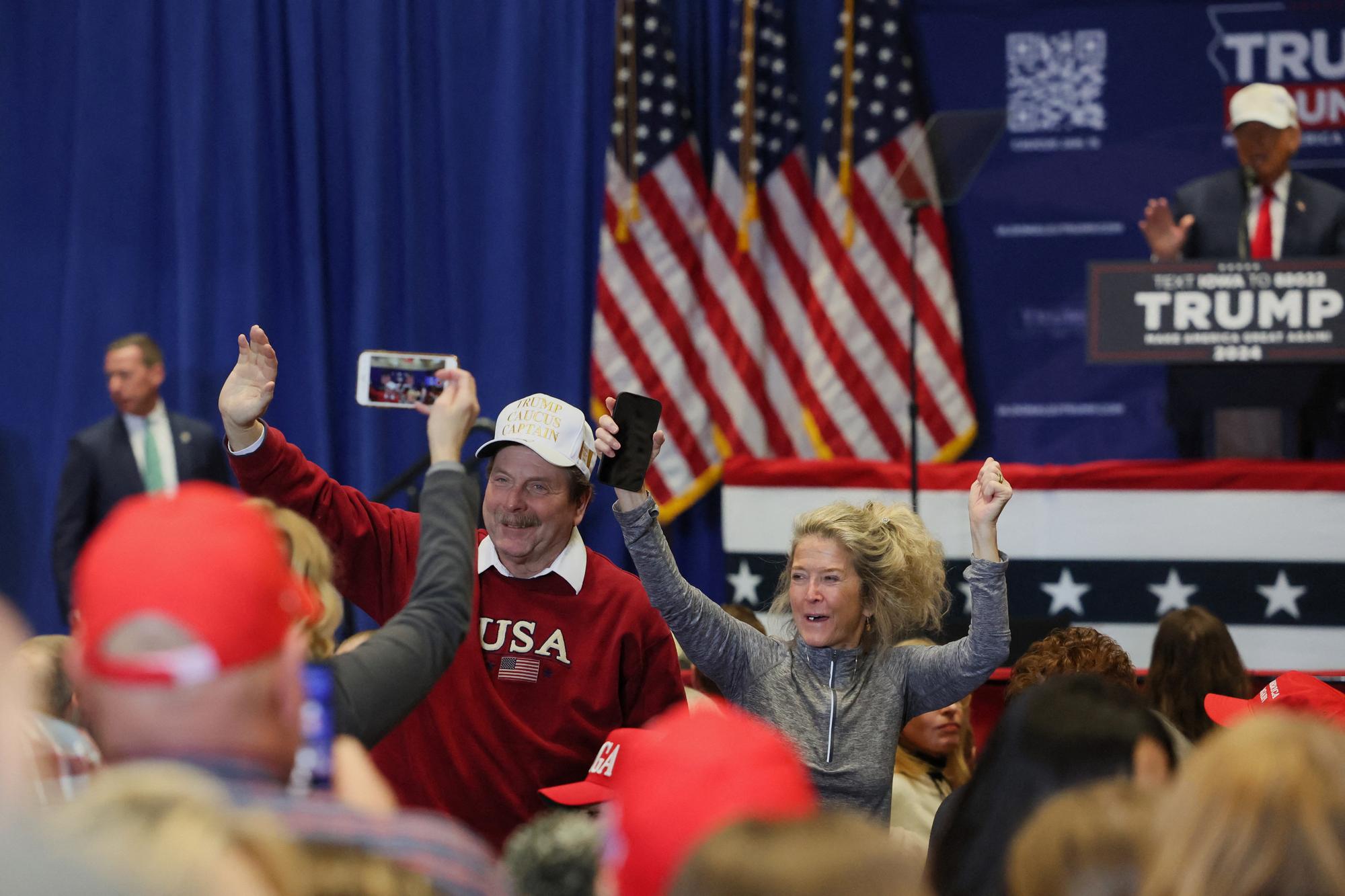 Des supporters de Donald Trump ravis de la tournure de cette primaire républicaine en Iowa. [Brendan McDermid]