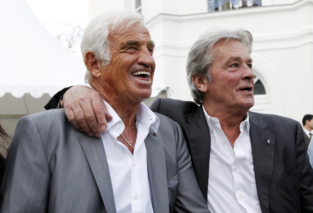 Jean-Paul Belmondo et Alain Delon en septembre 2010. [AFP - PATRICK KOVARIK]