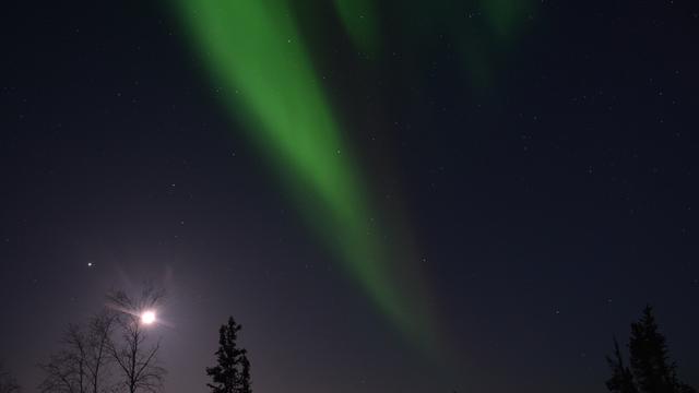 Des aurores boréales à Yellowknife au Canada. [RTS - Justine Leblond]