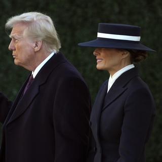 Le président élu Donald Trump et son épouse sortant de l'église épiscopalienne Saint-Jean le jour de son investiture, le 20 janvier 2025. [AP Photo/Keystone - Matt Rourke]