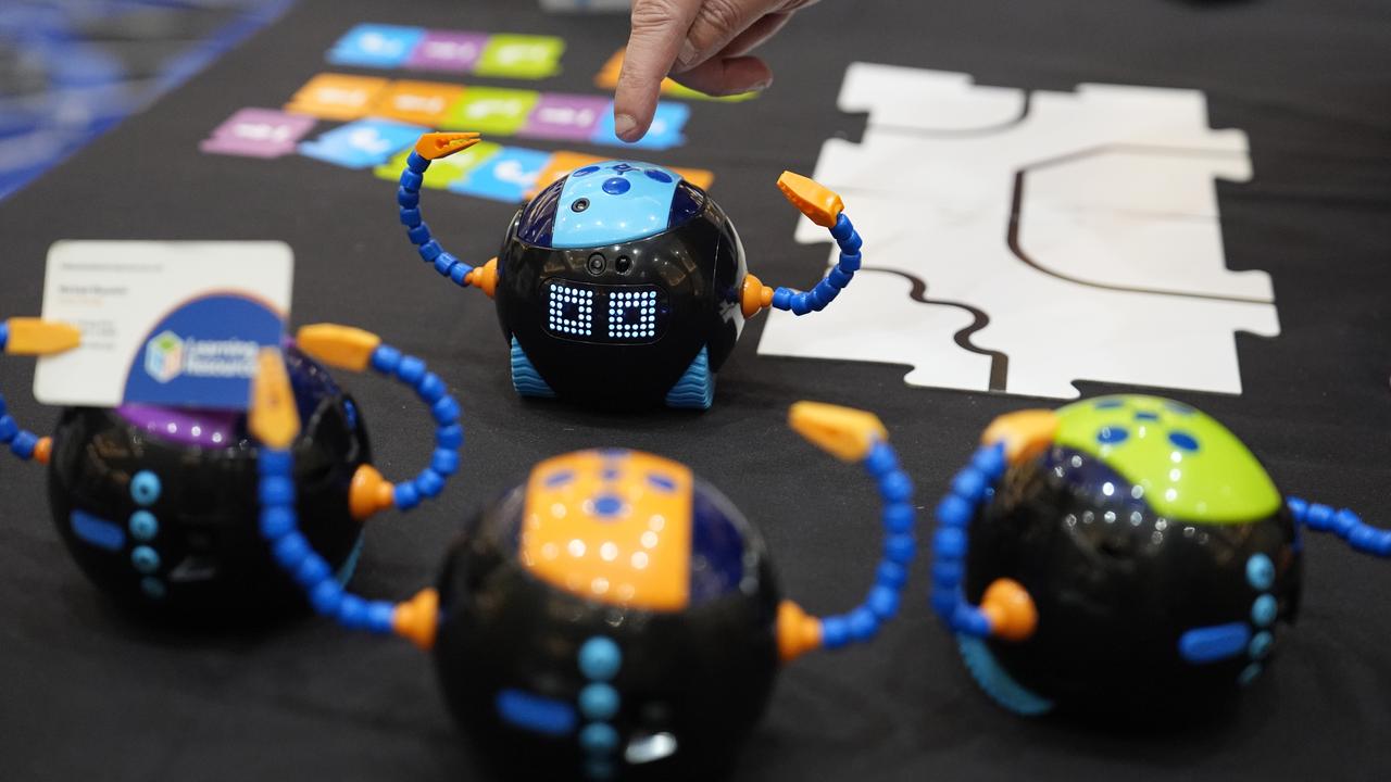 Des petits robots à Las Vegas. [Keystone - JOHN LOCHER]