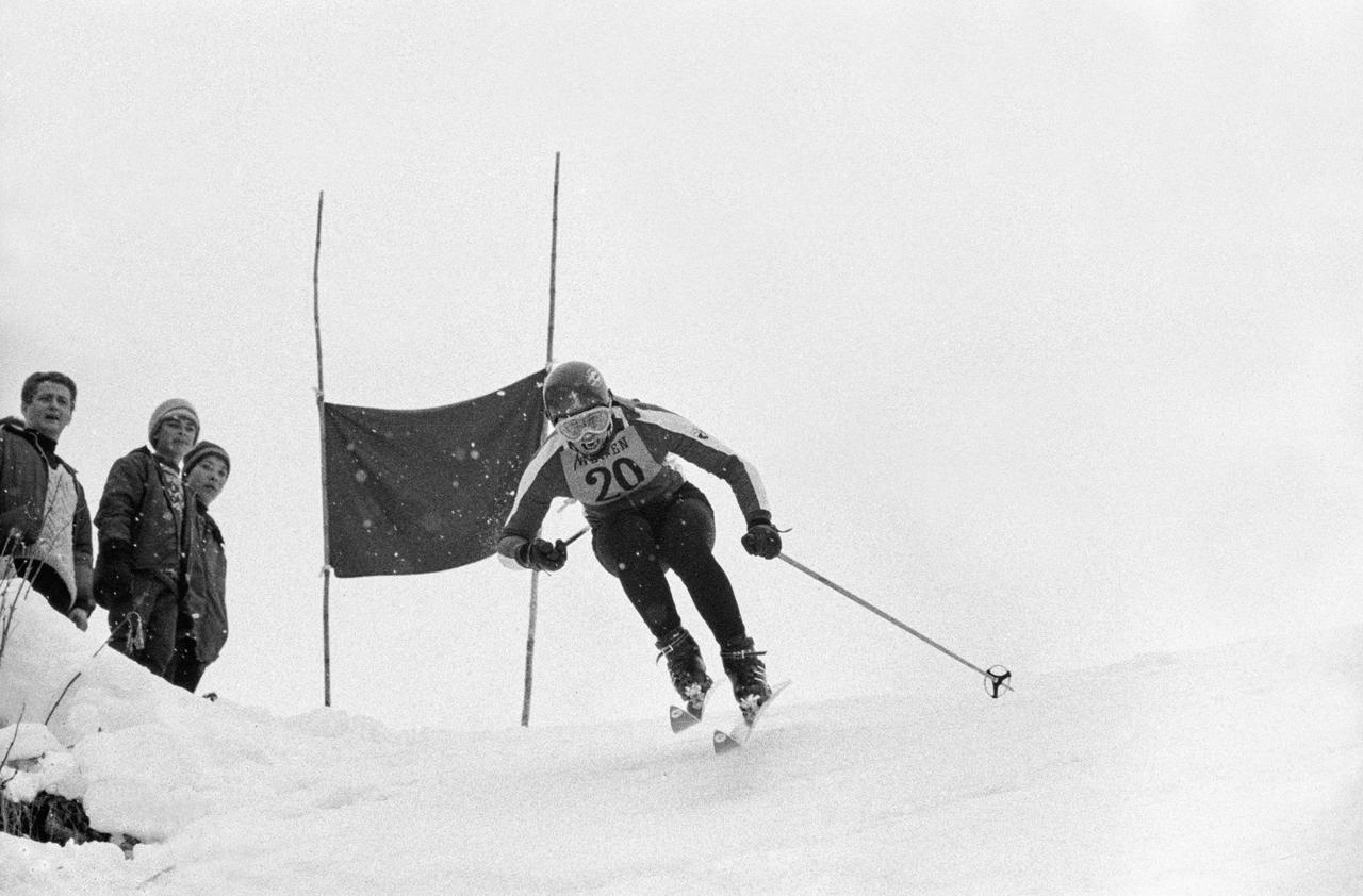 Jean-Daniel Dätwyler en 1967 sur la mythique piste du Lauberhorn. [Widler - Keystone]