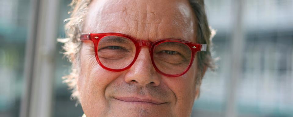 Roi de la provocation, le photographe Oliviero Toscani est décédé à l'âge de 82 ans. [KEYSTONE/DPA - Daniel Bockwoldt]