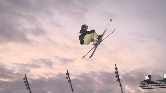 Klagenfurt (AUT), Big Air: Anouk Andraska (SUI) et Andri Ragettli (SUI) terminent au pied du podium