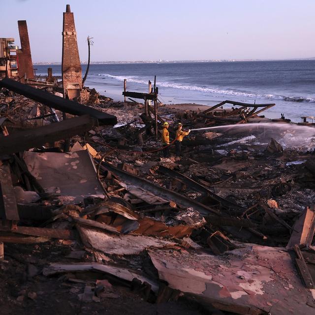 Le bilan des incendies de Los Angeles s'est alourdi avec 24 morts ce lundi. [San Francisco Chronicle via AP / Keystone - (Scott Strazzante]