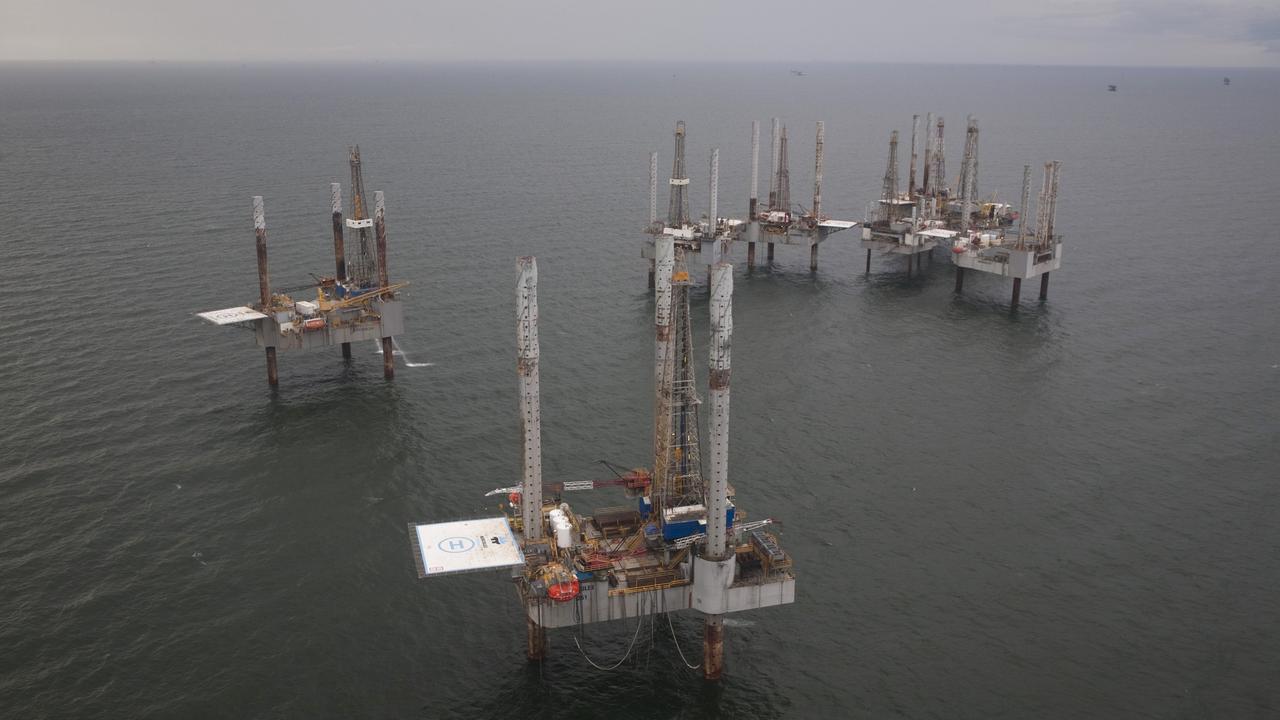 Joe Biden interdit la construction de nouveaux forages offshore. [Reuters - Lee Celano]