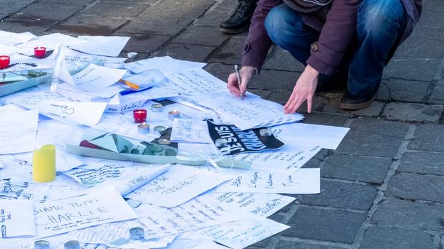 De très nombreux messages avaient été envoyés à la rédaction de Charlie Hebdo. [Hans Lucas via AFP - Frédéric Moreau]