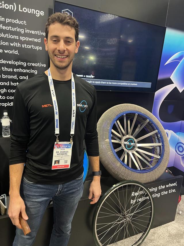 Les pneus de smart tire compagny ont été pensés pour l'espace. [P.W.]